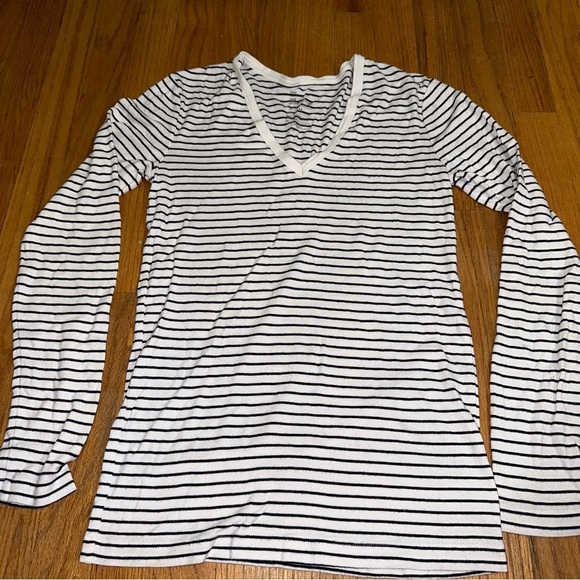 Gap long sleeved top - Picture 1 of 4